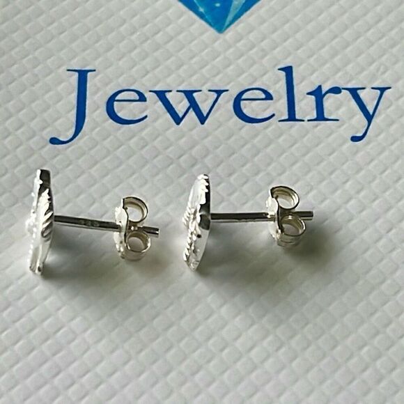 New Sterling Silver Elephant Earrings - Picture 2 of 3